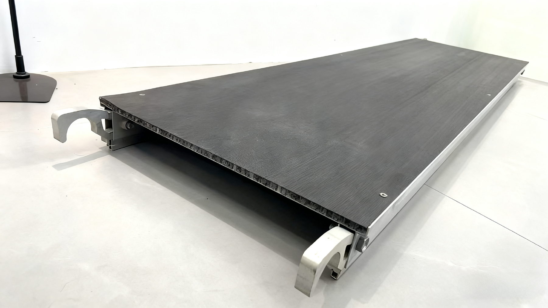 черный антипрокольный приложеия без водяного знака 1